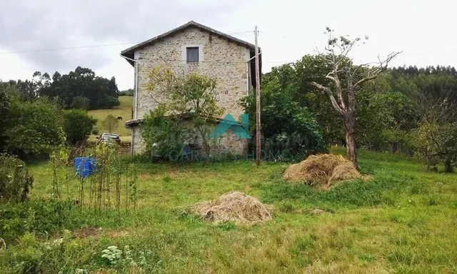 Se vende casa de pueblo en Bárcena de Cicero - foto 4