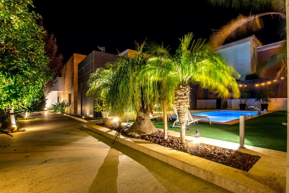 Chalet en La Alcayna a dos calles