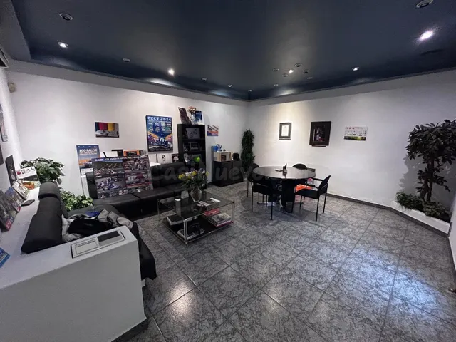OPORTUNIDAD PARA VARIOS TIPOS DE NEGOCIOS...LOCAL EN XIRIVEL - foto 4