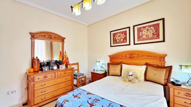 ADOSADO DE 3 DORMITORIO Y 2 BAÑOS EN ORIHUELA COSTA (ZONA LOS DOLSES) — 29