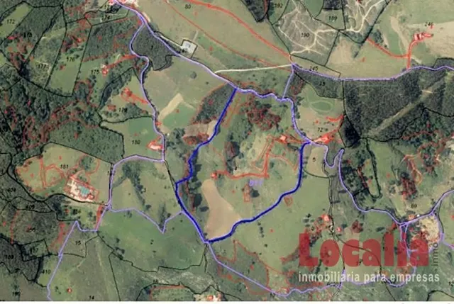 Extenso suelo a buen precio en Reocin, Cantabria — 10