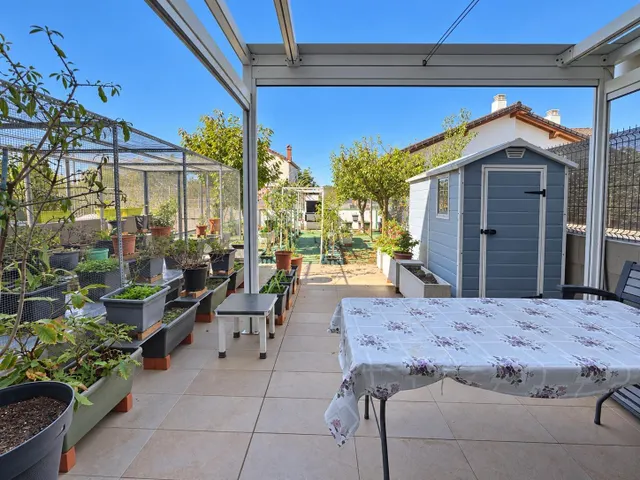 TU PEQUEÑO OASIS PRIVADO EN BEZANA — 17