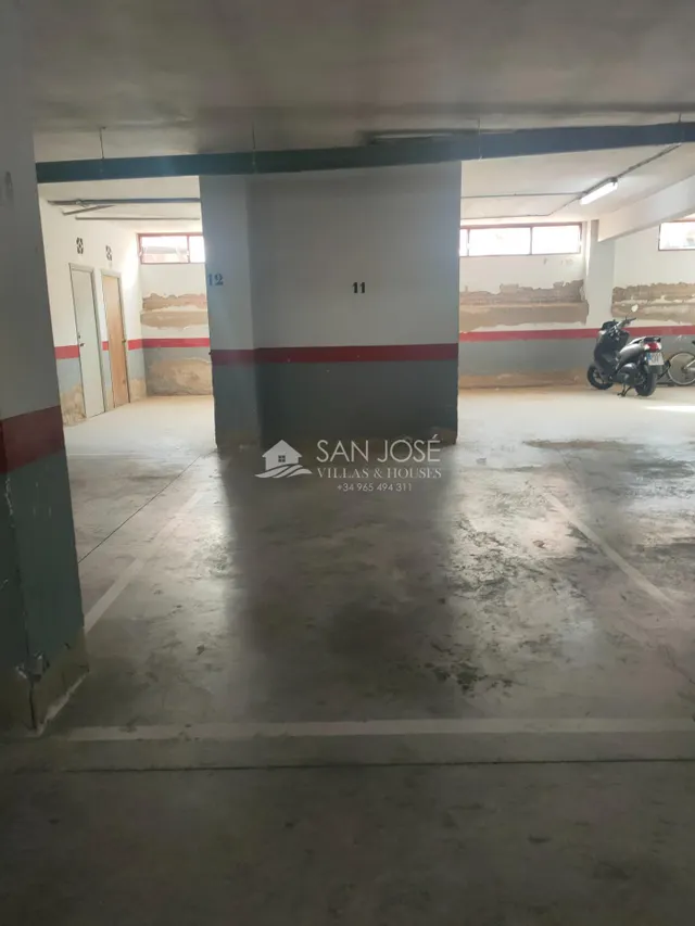 SE VENDE GARAJE CON TRASTERO EN ZONA DE AUTOBUSES EN ASPE - foto 4
