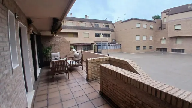 PAREADO EXCLUSIVO EN IBI ( ALICANTE) — 7
