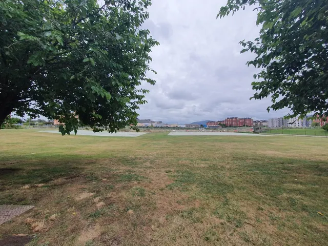 2 habitaciones y garaje cerrado, para entrar a vivir — 39