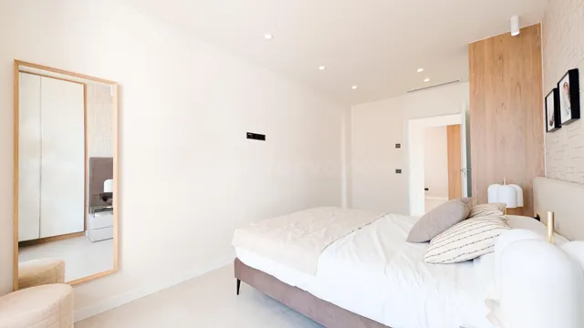 Villa 4 habitaciones 203m² en venta - La Marquesa — 41