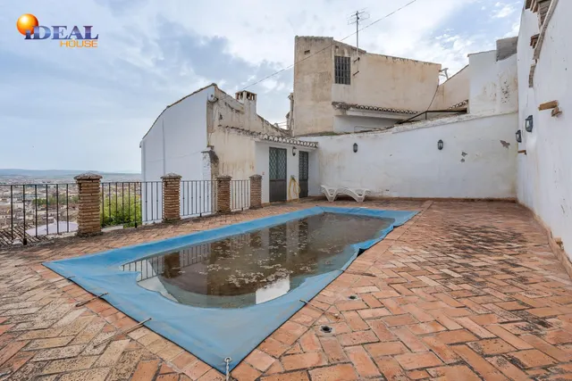 PRECIOSO CARMEN A LA VENTA — 50