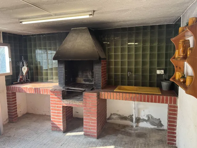Casa con vistas, amplio espacio exterior y múltiples posibilidades en Mas Milà, Olivella — 29