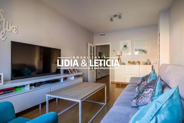 PISO EN ALCALÁ DE GUADAÍRA ZONA CENTRO — 6