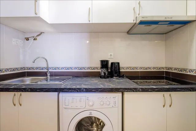 Apartamento de 1 dormitorio con licencia turística a 350 metros de Playa del Cura — 31