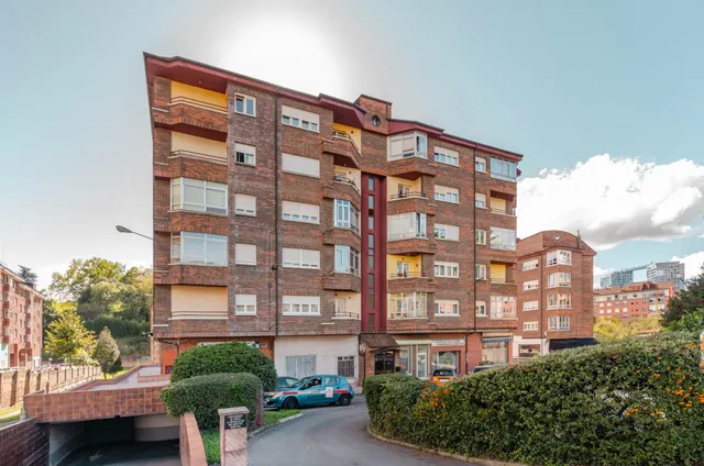 Piso en la estrecha , Oviedo — 34