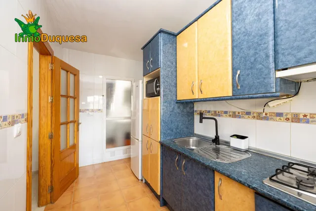 Piso de 3 dorm. en Las Gabias, con APARCAMIENTO. — 29