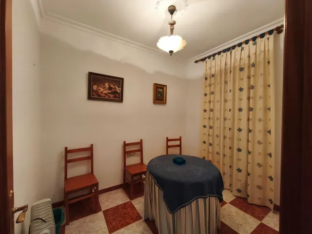 VIVIENDA UNIFAMILIAR CON COCHERA EN PEDRO ABAD! — 11