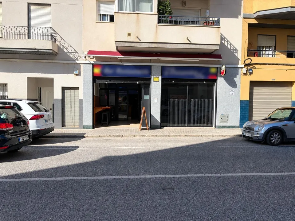 Local comercial 104m² en alquiler - La Hoya-Daimes-El Derramador