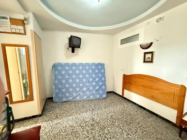 EDIFICIO/HOSTAL EN PLENO CORAZÓN DE SANTA POLA — 28