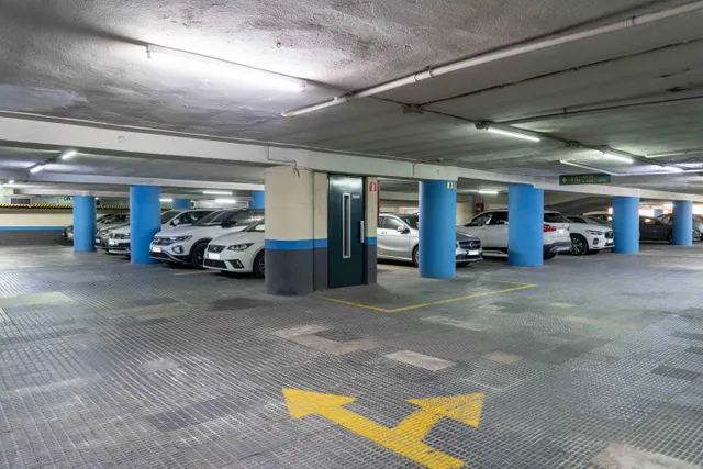 Parking de moto 2m² en alquiler - Eixample — 16