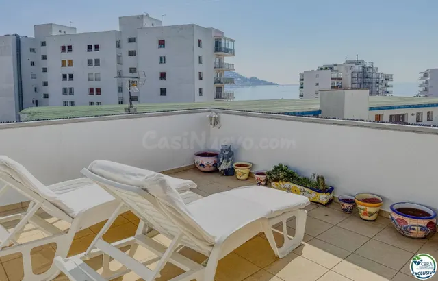 Piso luminoso con terraza y vistas al mar en Santa Margarita - foto 2