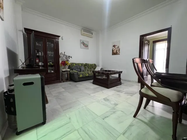 Magnifica vivienda con muchísimas posibilidades. Ideal para  - foto 4