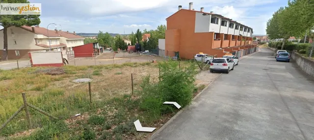 EN VENTA TERRENO URBANO EN TUDELA DE DUERO - foto 3