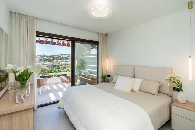 Un nuevo proyecto en La Cala Resort compuesto por 26 amplios adosados en primera línea de golf con vistas panorámicas sobre el residencial y el valle de Mijas. — 25