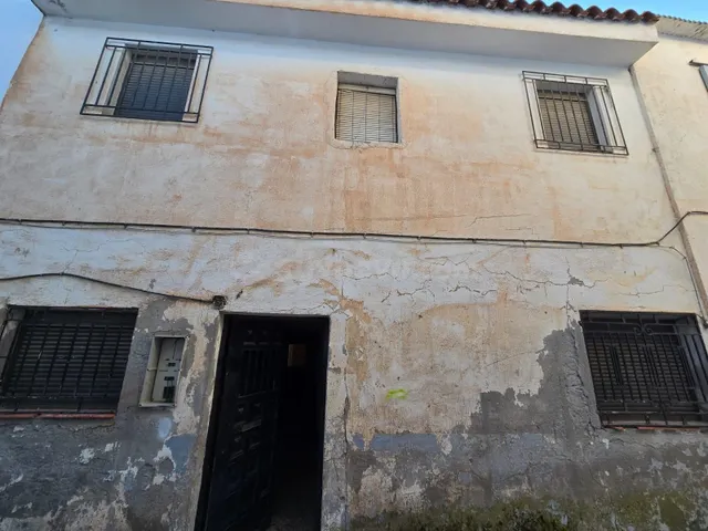 Se vende Casa Adosada en la Localidad de Guadahortuña - foto 3