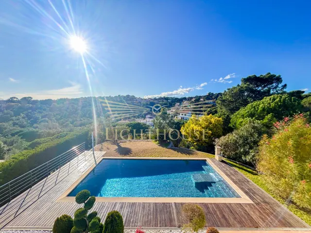 Villa exclusiva con vistas al mar en Los Pinares, Costa Brav - foto 2