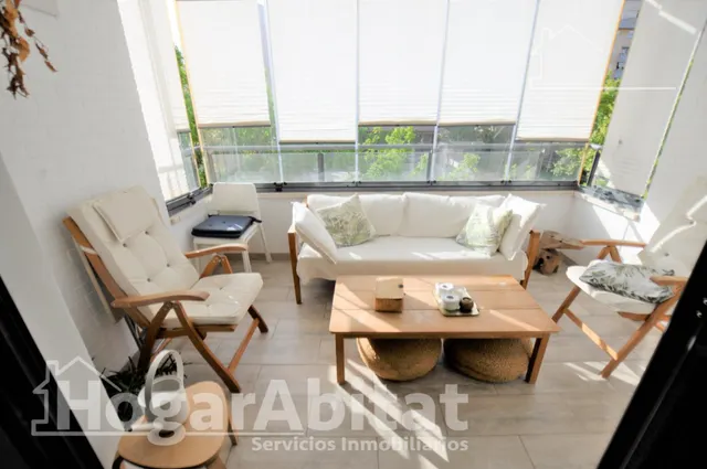 MAGNÍFICO PISO CON PISCINA, GARAJE Y TERRAZA EN BENIMACLET. — 14