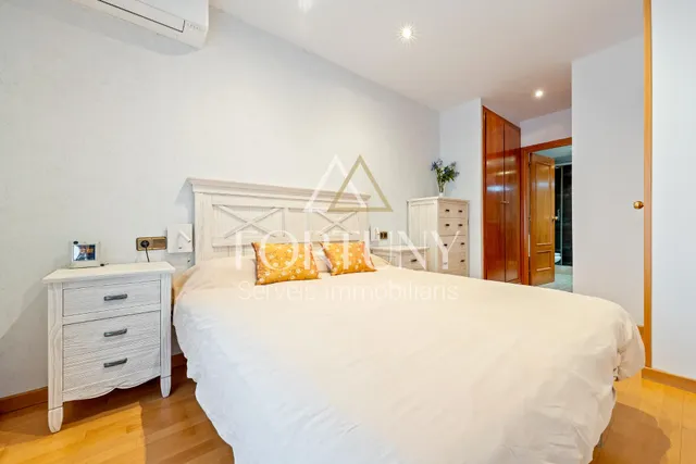 Casa adosada en venta en Passatge de Montbrió del Camp, Reus. — 18
