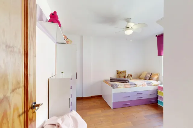DUPLEX EN ROCHE — 44