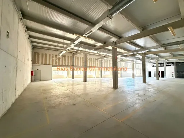 REF 7080 NAVE INDUSTRIAL 3.100 M EN DOS PLANTAS EN PTL VALLA - foto 3