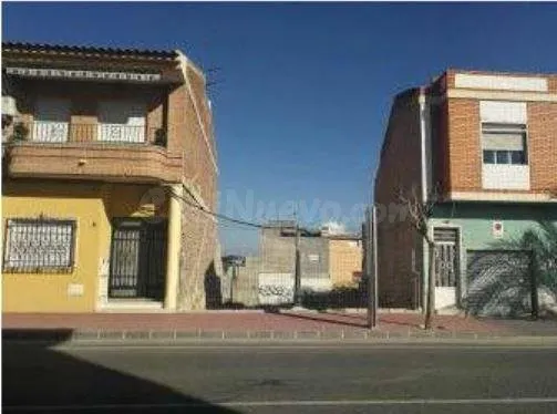 Suelo urbano consolidado/solar en venta en carretera de torr