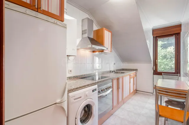 PRECIOSO PISO EN OLLONIEGO A TAN SÓLO 10 MINUTOS DE OVIEDO - foto 5