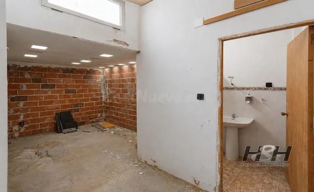 Local comercial 118m² en venta - Burjassot - foto 5