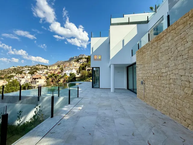FANTÁSTICA VILLA DE OBRA NUEVA EN ALTEA HILLS — 10