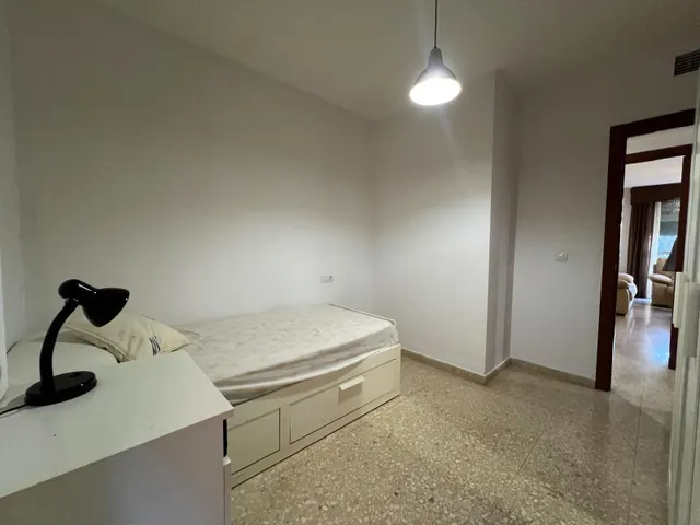 ¡Vivienda VPO de 4 dormitorios y 2 baños con piscina, terraza y garaje, en Noreña! — 30