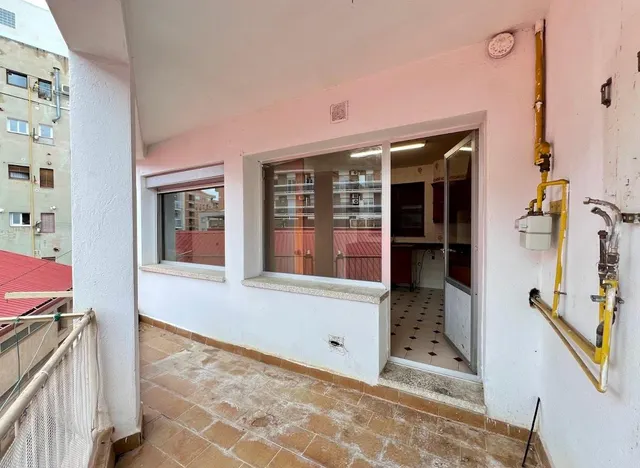 EDIFICIO EN VENTA EN MANRESA — 12