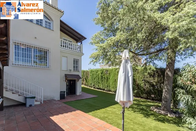 CASA PAREADA EN LA ZUBIA CON PISCINA, ZONA DE BARBACOA Y JARDÍN — 7