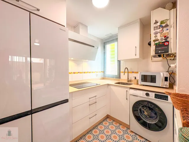 Apartamento de 2 dormitorios con patio, garaje y trastero en Ronda Sur — 8