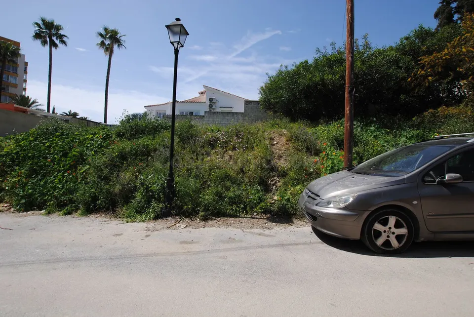 Parcela edificable Fuengirola Costa del Sol 343m2