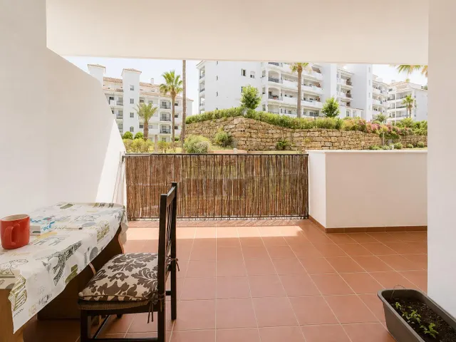 Piso de 3 dormitorios en venta a tan solo 200 m de la playa - foto 3