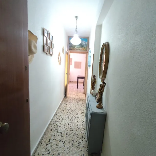 AMPLIO PISO DE 3 DORMITORIOS — 3