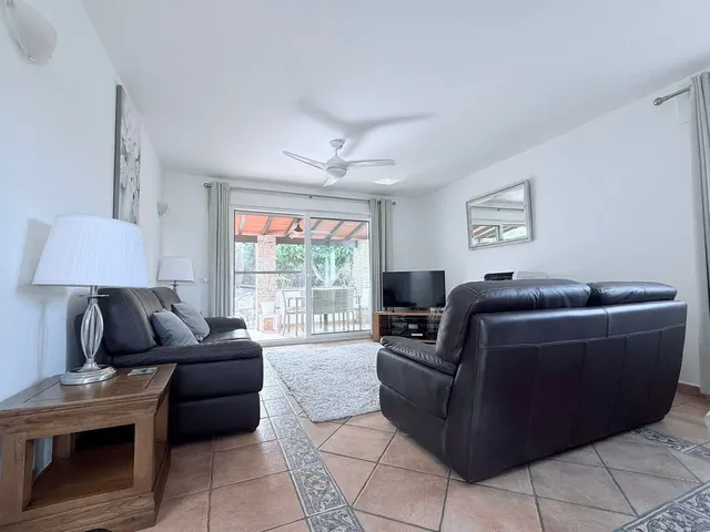 Chalet 7 habitaciones 327m² en venta - South of spain — 41