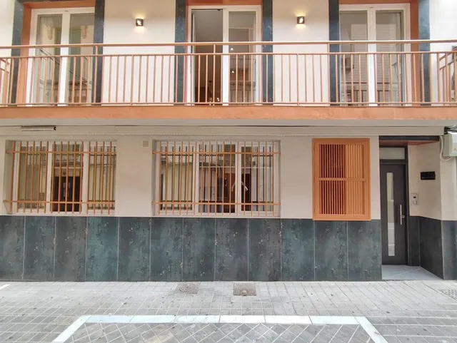 Edificio totalmente reformado en pleno centro de Granada — 42