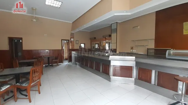 CAFETERÍA PARA EMPEZAR A TRABAJAR EN MARIÑAMANSA.