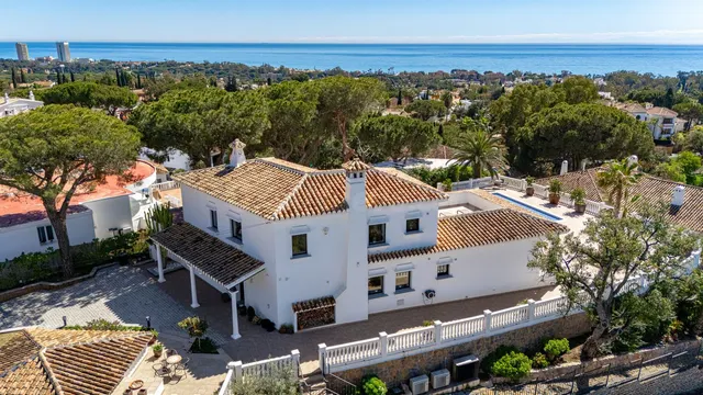 Chalet 3 habitaciones 384m² en venta - Marbella — 2