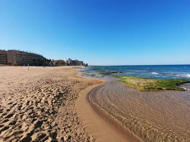 FABULOSO APARTAMENTO FRENTE AL MAR, UN SUEÑO A SU ALCANCE!!! — 31