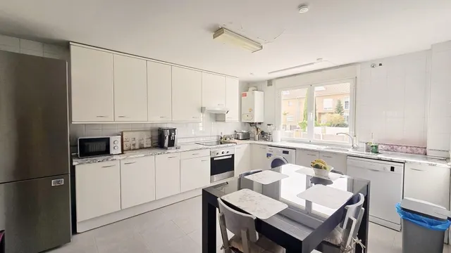 ÚLTIMA HABITACIÓN CON GASTOS INCLUIDOS EN CHALET A COMPARTIR - foto 3
