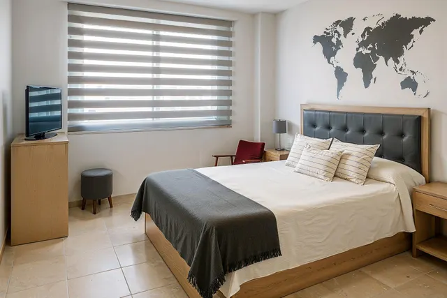 APARTAMENTO ESQUINERO CON TERRAZA Y GARAJE EN COMPLEJO RESIDENCIAL CON PISCINA Y ZONAS COMUNITARIAS — 14