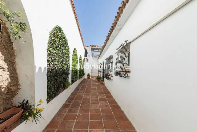 Chalet 4 habitaciones 300m² en venta - Centro — 42
