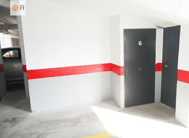 ¡Oportunidad Única! Parking y trastero en Córdoba - Av. Barc - foto 2